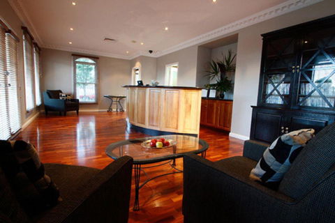 Carlyle Suites & Apartments - Tourism Brisbane 1