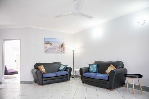 Nightcliff Foreshore Getaway - McKay Gardens - Tourism Brisbane 9