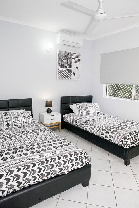 Nightcliff Foreshore Getaway - McKay Gardens - Tourism Brisbane 12
