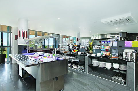 Ramada Suites By Wyndham Zen Quarter Darwin - Tourism Brisbane 12