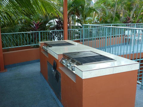 Cullen Bay Resorts - Brisbane Tourism 17