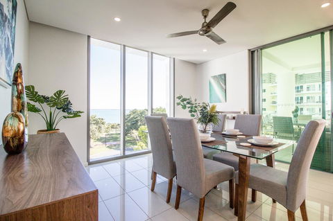 ZEN BY THE WATER - Esplanade Darwin Retreat - Brisbane 4u 25