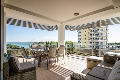 ZEN BY THE WATER - Esplanade Darwin Retreat - Brisbane 4u 3
