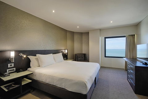 Hilton Darwin - Tourism Brisbane 13