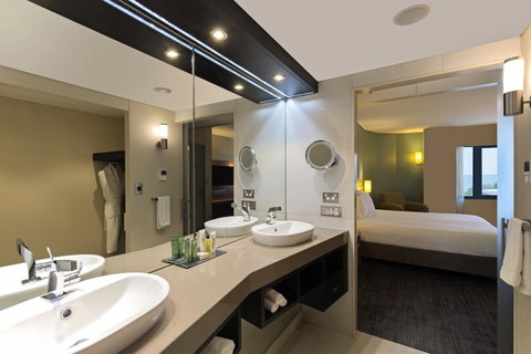 Hilton Darwin - Tourism Brisbane 15