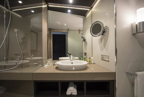 Hilton Darwin - Tourism Brisbane 24