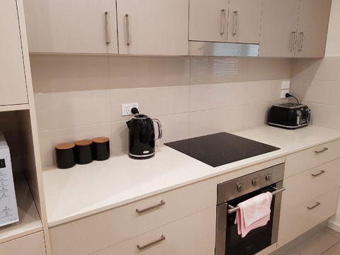 Darwin-Ocean Views, Tropical Getaway, Pool & Aircon - Tourism Brisbane 9