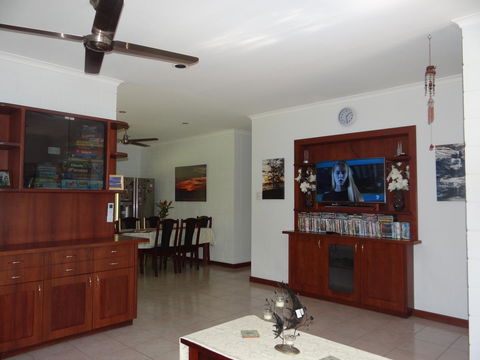 DARWIN'S SHADY ACRES RETREAT - Tourism Brisbane 19