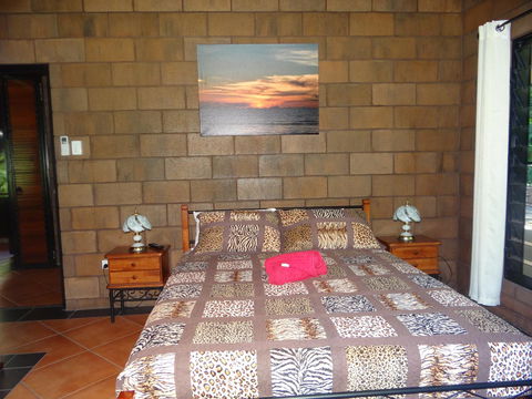 DARWIN'S SHADY ACRES RETREAT - Tourism Brisbane 37