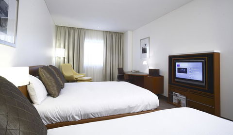 Novotel Canberra - Brisbane Tourism 20