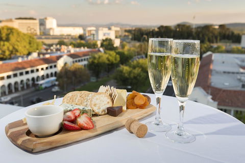 Novotel Canberra - Brisbane Tourism 36