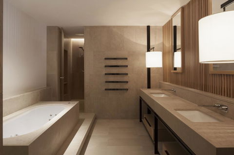 Hotel Realm - Brisbane 4u 19