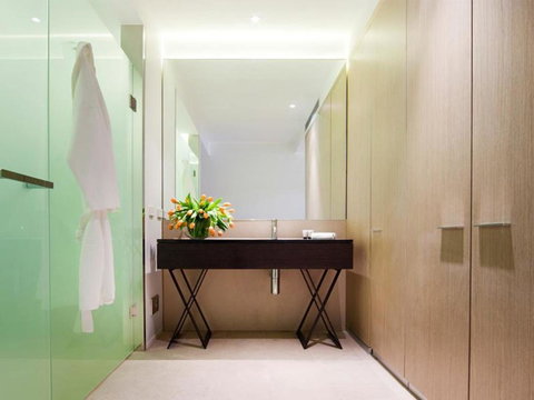 Burbury Hotel - Tourism Brisbane 6