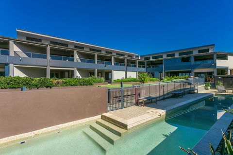 Lennox Holiday Apartments - Tourism Brisbane 8