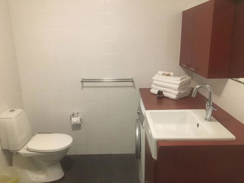 Lennox Holiday Apartments - Tourism Brisbane 30