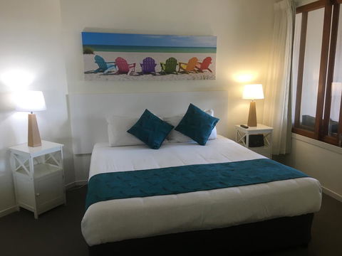 Lennox Holiday Apartments - Tourism Brisbane 19