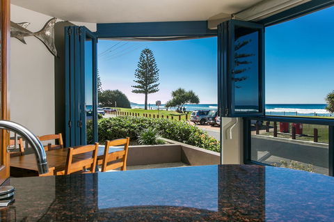 Lennox Holiday Apartments - Tourism Brisbane 1