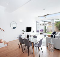 BONDI BLUE-hosted byL'Abode Accommodation - Tourism Brisbane