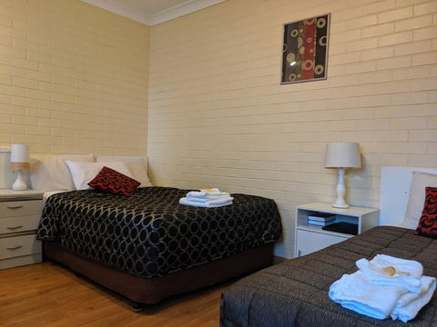 Bondi Motel - Tourism Brisbane 2