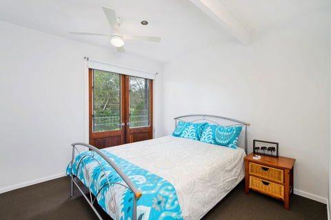 BONNY BEACH HOUSE - Holiday Accomodation With Pool - Tourism Brisbane 2