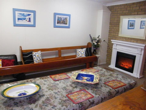 Boomers Guest House Hamilton - Tourism Brisbane 0