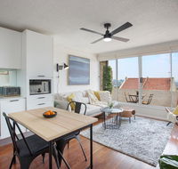 Boutique Apartment with Fantastic Harbour Views - Tourism Brisbane