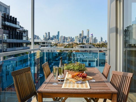 Boutique Stays - Zinc 501, Port Melbourne - Tourism Brisbane 0