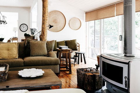 Braebrook - Stunning Farm House! - Brisbane Tourism 0