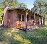 Braeside Cabin Three - Parsonsia - Tourism Brisbane