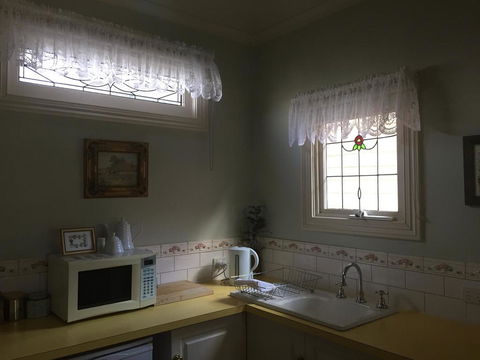 Braeside Garden Cottages - Tourism Brisbane 3