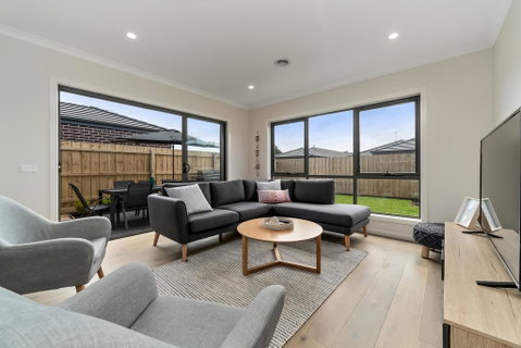Brand New And Beautiful - Rosebud Holiday Home - Brisbane Tourism 3