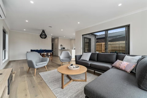 Brand New And Beautiful - Rosebud Holiday Home - Brisbane Tourism 0