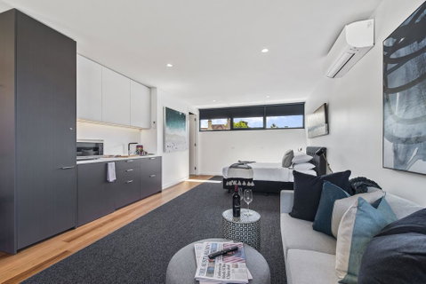 Brand New Beachside Studio Apartment - Brisbane Tourism 1