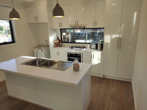 Brand New Peninsula Escape 100m To Water - Tourism Brisbane 3