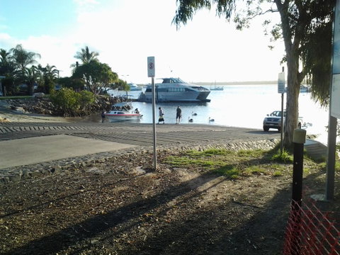 Breakers At Agnes - Tourism Brisbane 3