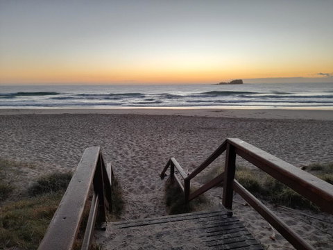 Breakers At Mudjimba Beach - Tourism Brisbane 1