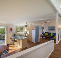 Breeze in Mollymook Beach - Brisbane Tourism