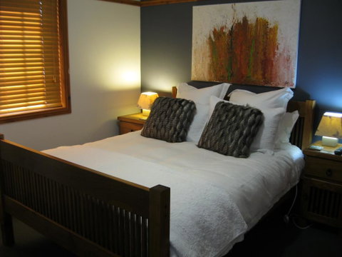 Brick Creek House - Brisbane Tourism 3