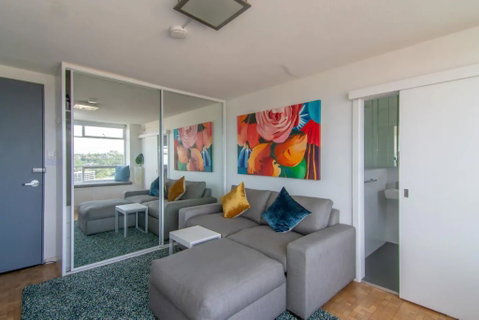 Bright Studio With Amazing City Views - Brisbane Tourism 0