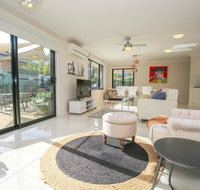 Bright Uptown - Brisbane Tourism