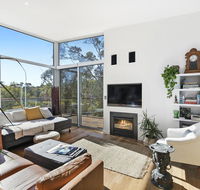 Bristlebird - Beach 650m Pets Fireplace Linen 4 bdrm WiFi - Brisbane 4u