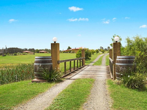 Broken View Estate - Brisbane Tourism 2