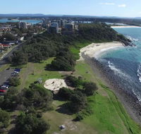 Bubsys Beach House at Pebbly - Brisbane Tourism