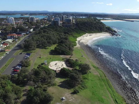 Bubsys Beach House At Pebbly - Brisbane Tourism 0