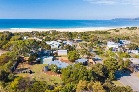 BUNGALOW BEAUTY - Hosted By: L'Abode Accommodation - Tourism Brisbane 2