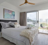 Burleigh Point Beach Vibes Stylish and Modern - Tourism Brisbane