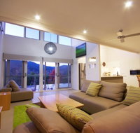 Cadence at Bright - Luxury accommodation - Brisbane Tourism