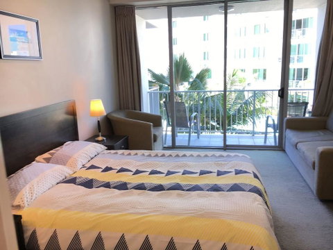 Cairns Esplanade 2 Bed 2 Bath Resort Hotel - Tourism Brisbane 1