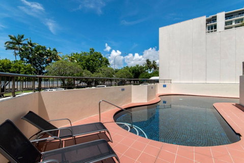 Cairns Ocean View Apartment In Aquarius - Tourism Brisbane 2