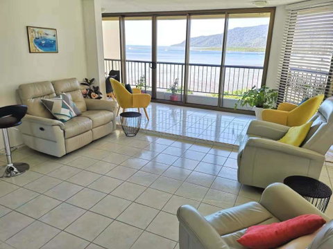 Cairns Ocean View Apartment In Aquarius - Tourism Brisbane 0